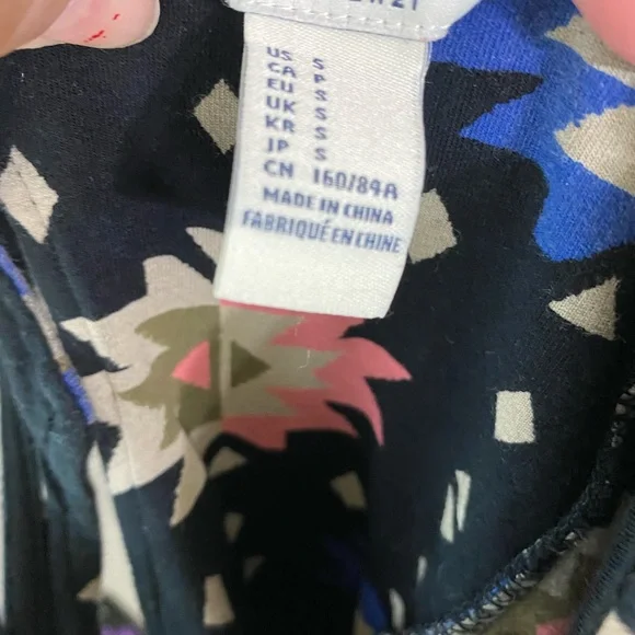 FOREVER 21 BLACK TRIBAL ROMPER WITH HEART CUT OUT BACK *SMALL *EMPIRE WAIST - Picture 11 of 11